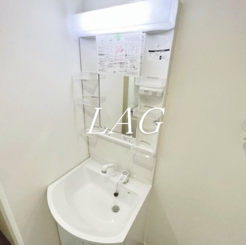 洗面設備　独立洗面台です。