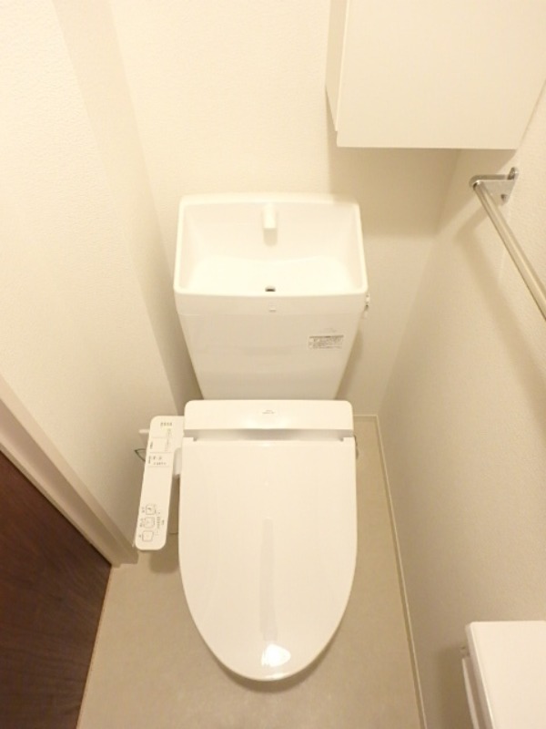 トイレ　図面と現状に相違がある場合には現状を優先