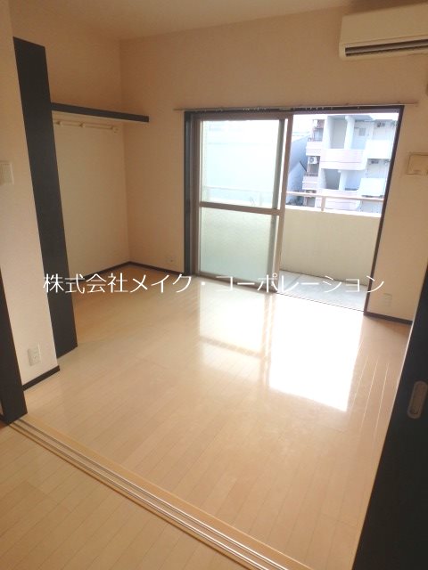居室・リビング　※参考の為別部屋のお写真