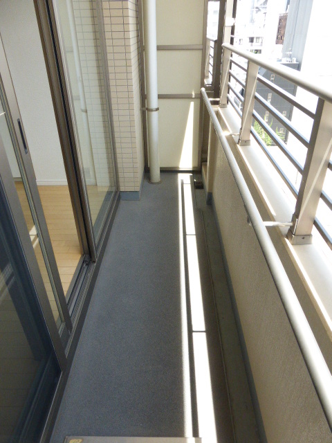 バルコニー　バルコニー