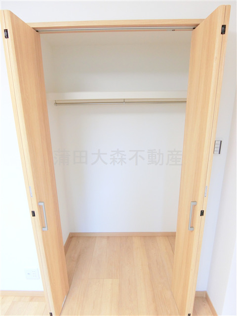 その他設備　洋室5帖の収納　クローゼット