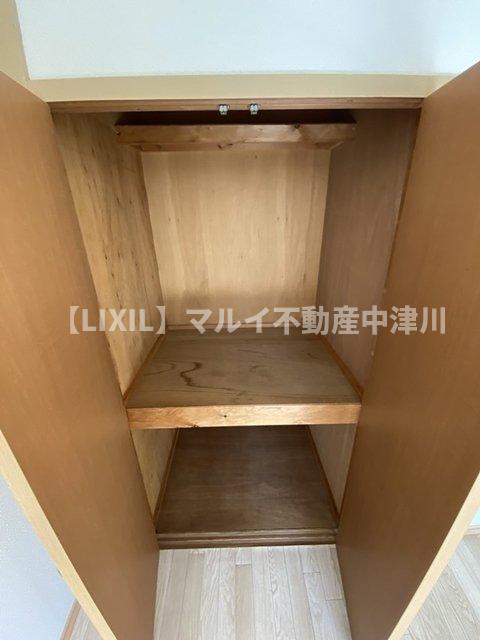 収納　押入