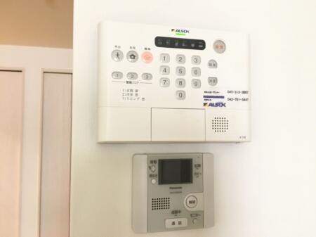 玄関　エアコン完備