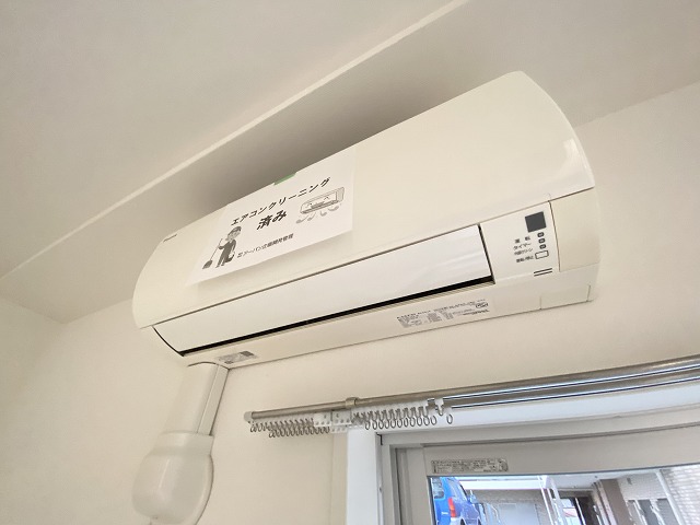 その他設備　リビングダイニングキッチンには暑い夏や寒い冬に大活躍のエアコ