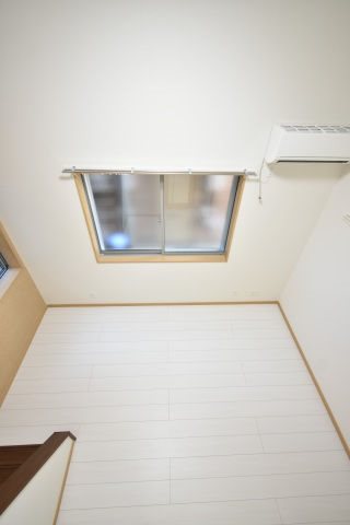 その他部屋・スペース　フローリングのきれいなお部屋です。