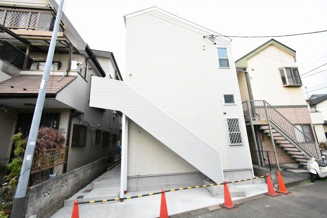 建物外観　橋本駅徒歩圏内です。
