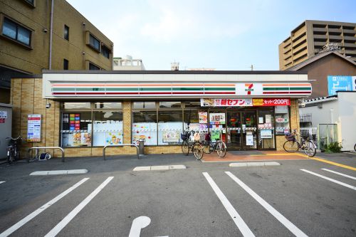 コンビニ　セブンイレブン　松虫通店（コンビニ）まで532m