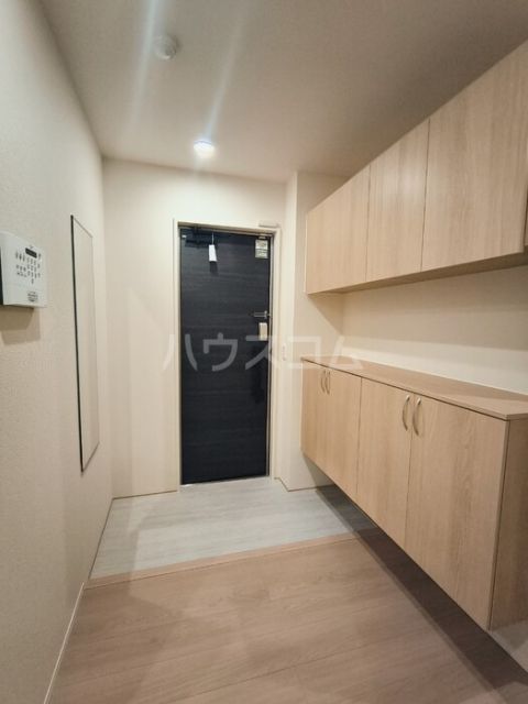Century Grove 守山の玄関写真