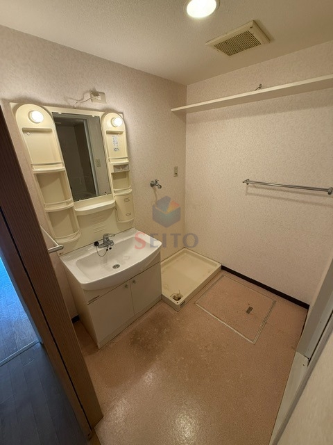 バス・シャワールーム　別室参考写真です。