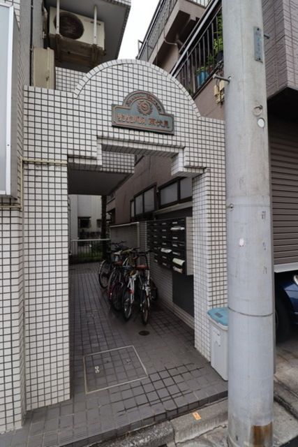 エントランス　エントランス