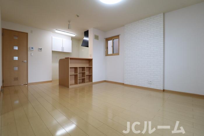 居室・リビング　同間取り、別の階の部屋の写真です