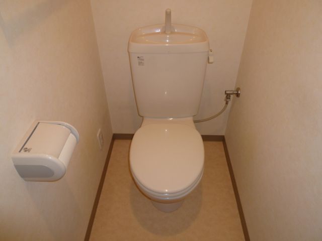 トイレ　別部屋参考写真