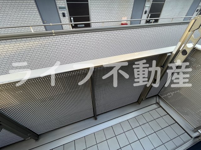 バルコニー　バルコニーがあります