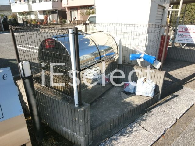 その他共有部分　専用のごみ置き場でゴミ捨てらくちん★