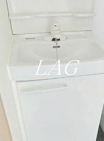 洗面設備　洗面台です。