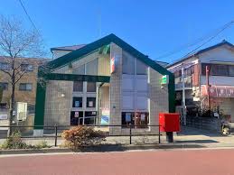 郵便局　板橋三園郵便局（郵便局）まで341m