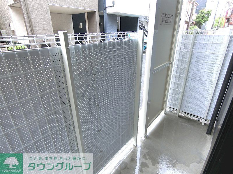 バルコニー　1Fはテラス付き！