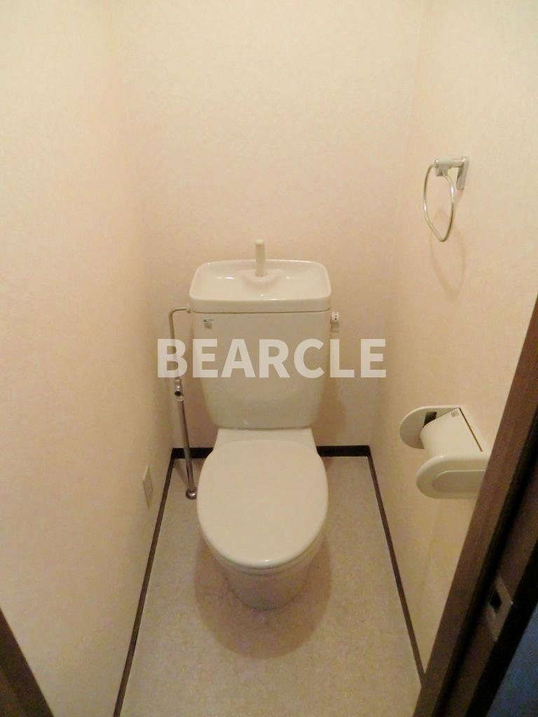 トイレ　ゆったりとした空間のトイレです