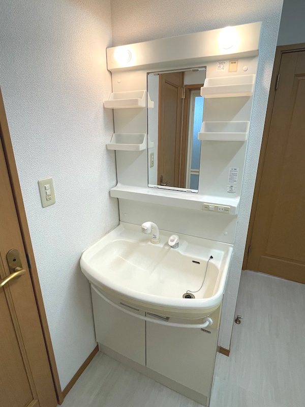 洗面設備　シャンプードレッサー
