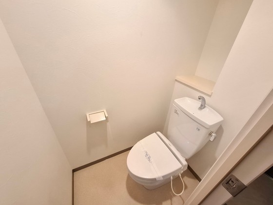 トイレ　※別部屋の写真です