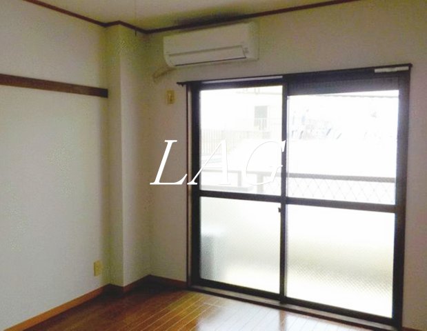 居室・リビング　洋室のお部屋です。