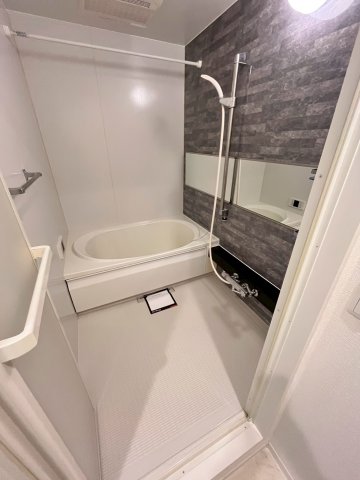 バス・シャワールーム　同物件、別号室の参考写真です。