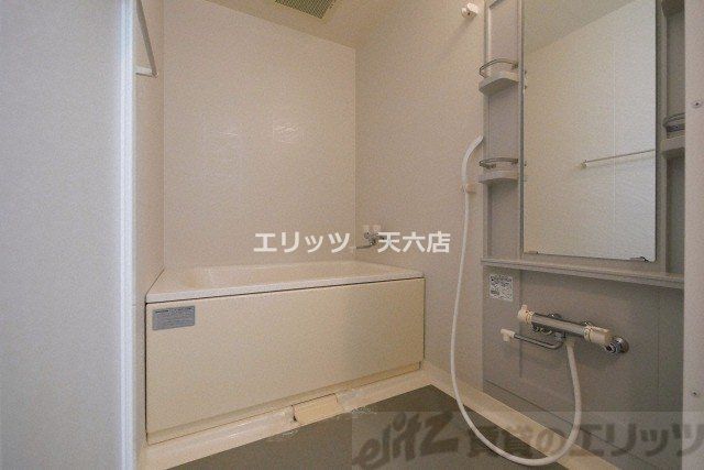 バス・シャワールーム　洗面