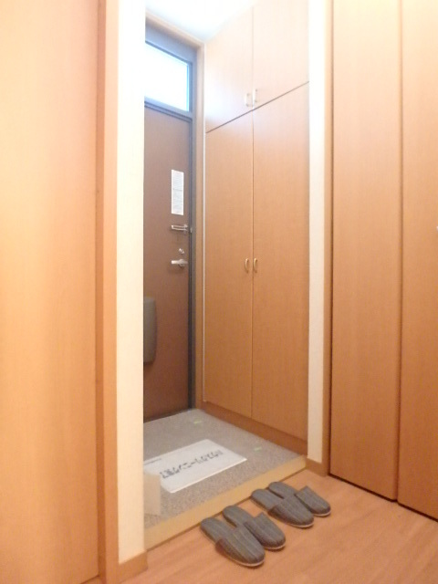 玄関　図面と現状に相違がある場合には現状を優先．．．