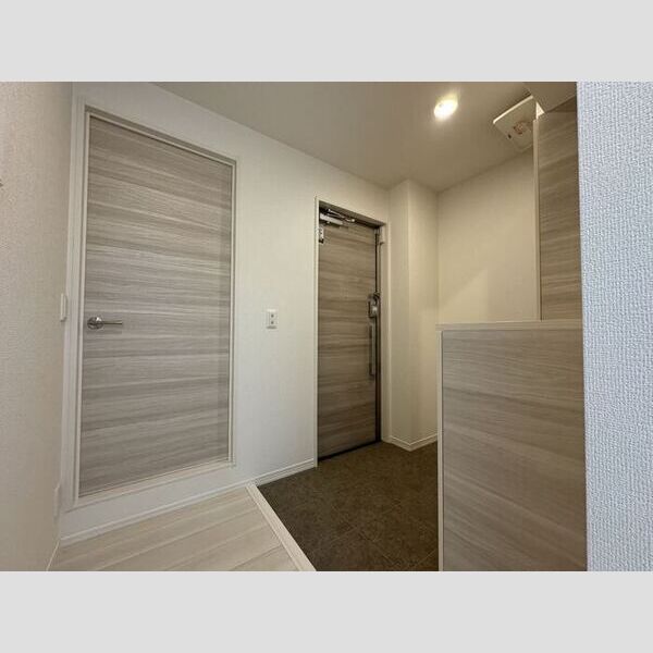 Vier Casa Bの玄関写真