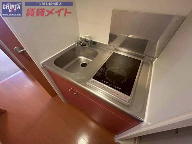 キッチン　同物件別室画像