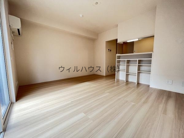 居室・リビング　人気のカウンターキッチン！