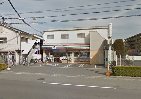 コンビニ　セブンイレブン尼崎常光寺3丁目店（コンビニ）まで2012m