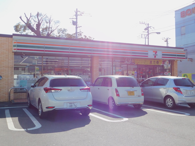 コンビニ　セブンイレブン三島松本南店（コンビニ）まで300m