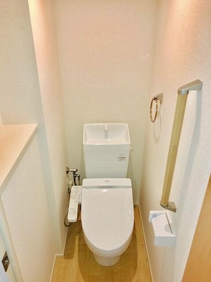 トイレ　清潔感のあるトイレです。