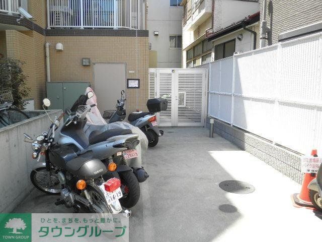 駐車場　駐輪場