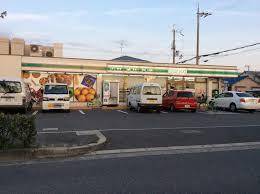 コンビニ　ローソンストア100泉大津昭和町店（コンビニ）まで52m