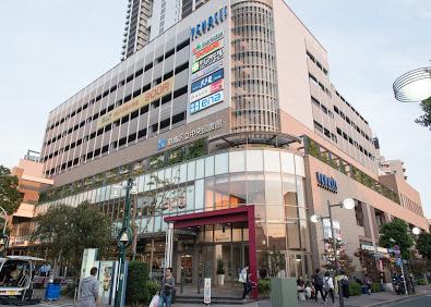 図書館　葛飾区立中央図書館（図書館）まで165m