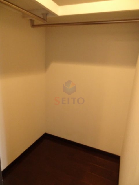 収納　ウォークインクローゼット