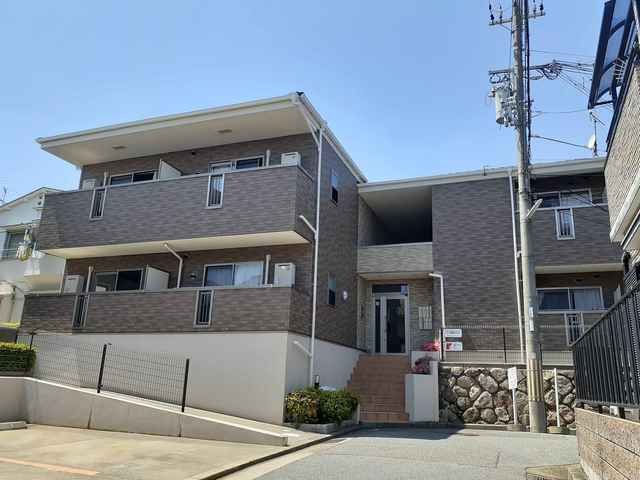 建物外観　外観は落ち着いています