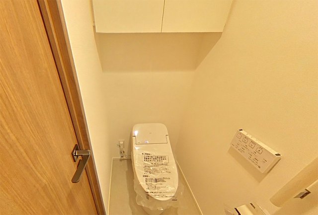 トイレ　※別部屋の参考写真です。