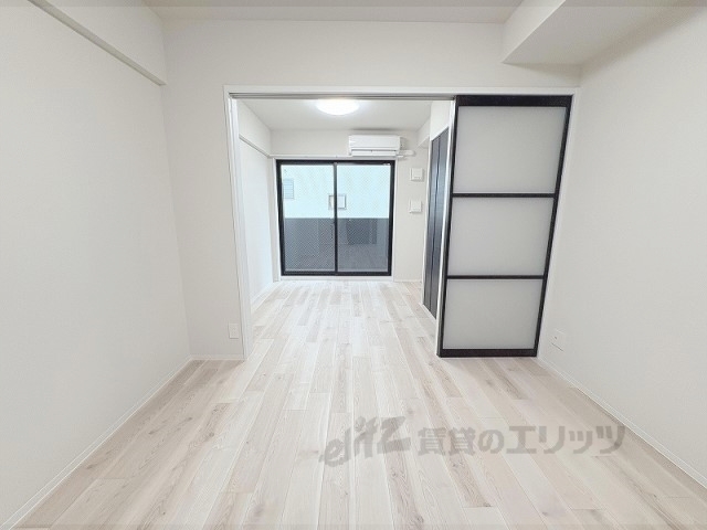 居室・リビング　洋室