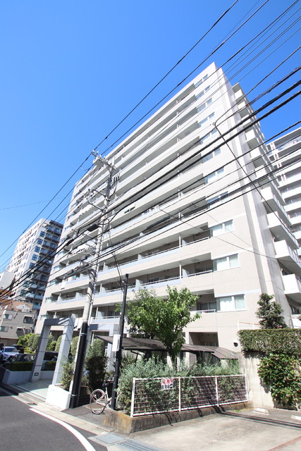 建物外観　浦和駅徒歩９分のマンションです♪