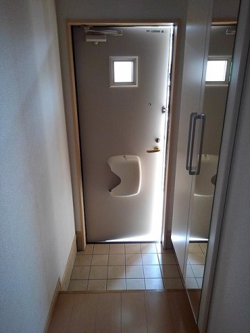 玄関　明るい玄関です