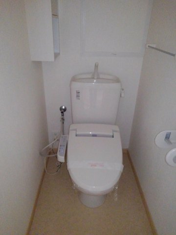 トイレ　トイレもきれいです