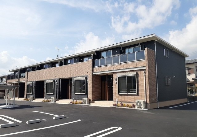 建物外観　落ち着いた雰囲気の外観です