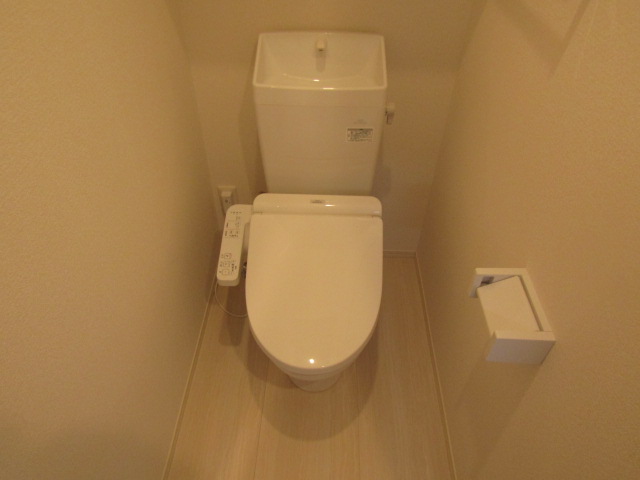 トイレ　写真は類似物件のものです。