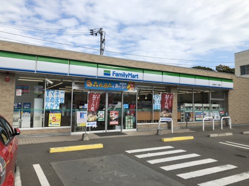 コンビニ　ファミリーマート いまばり別名店（コンビニ）まで160m