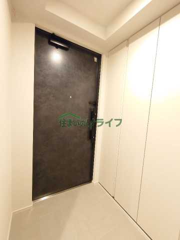 プライムメゾン日本橋馬喰町の玄関写真
