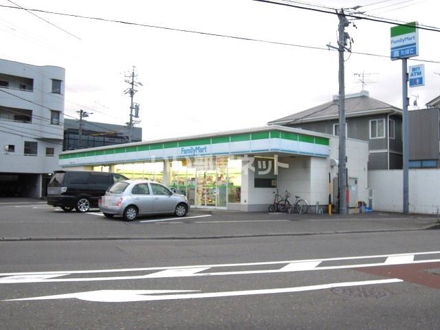 コンビニ　ファミリーマート 静岡平和一丁目店（コンビニ）まで348m
