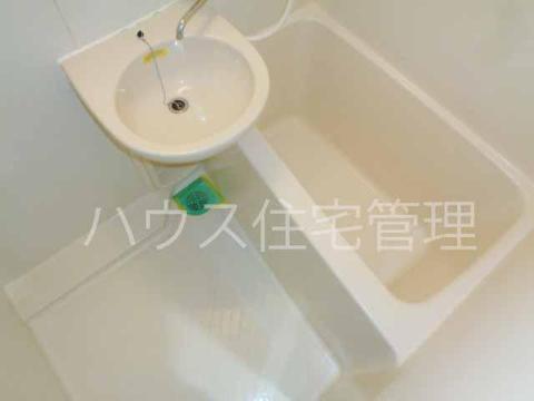 バス・シャワールーム　バス